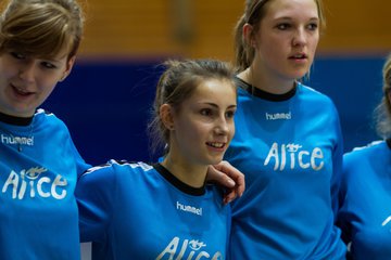 Bild 32 - U18w 2.Spieltag